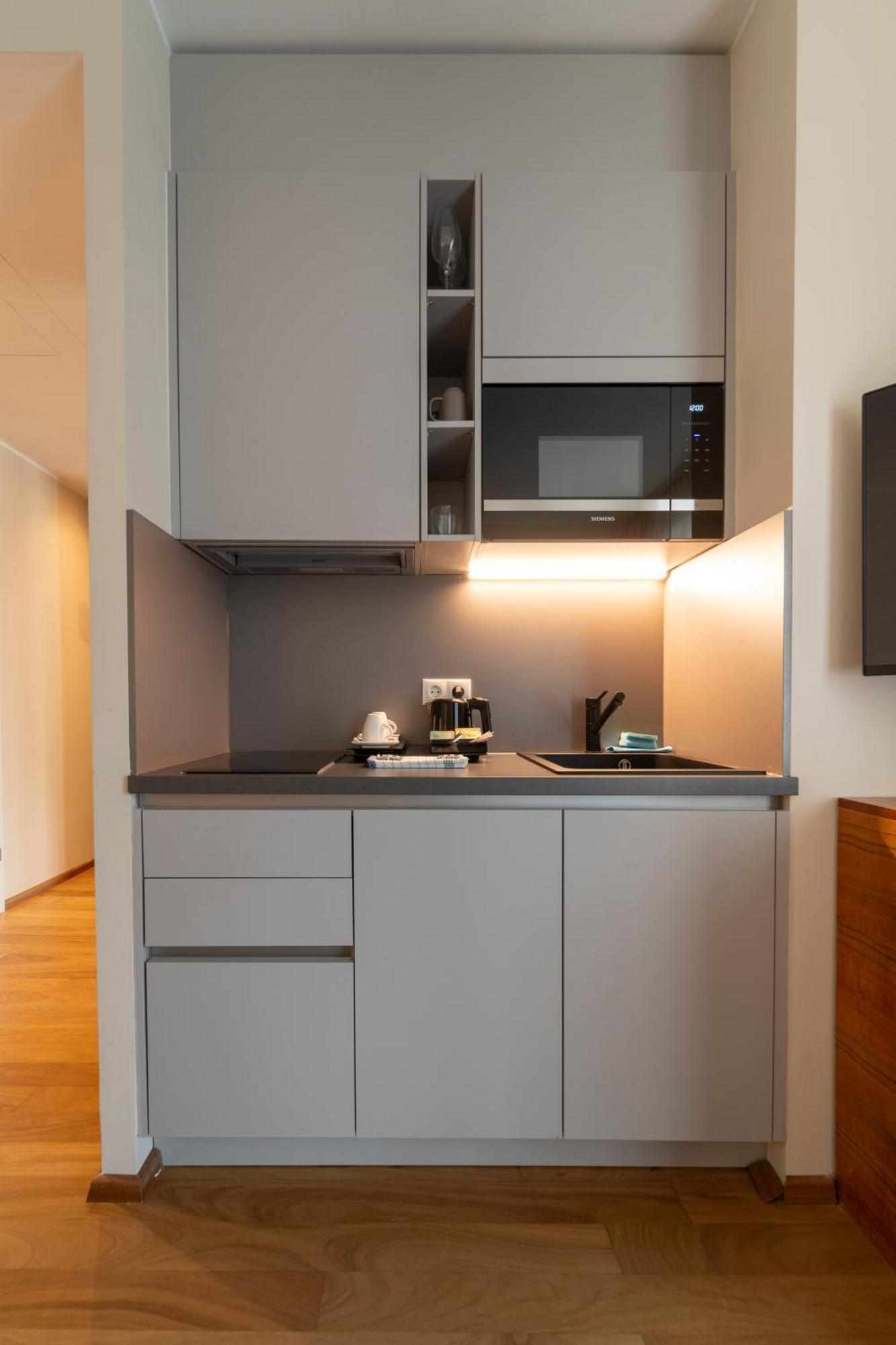 Pakat Suites Вена Экстерьер фото