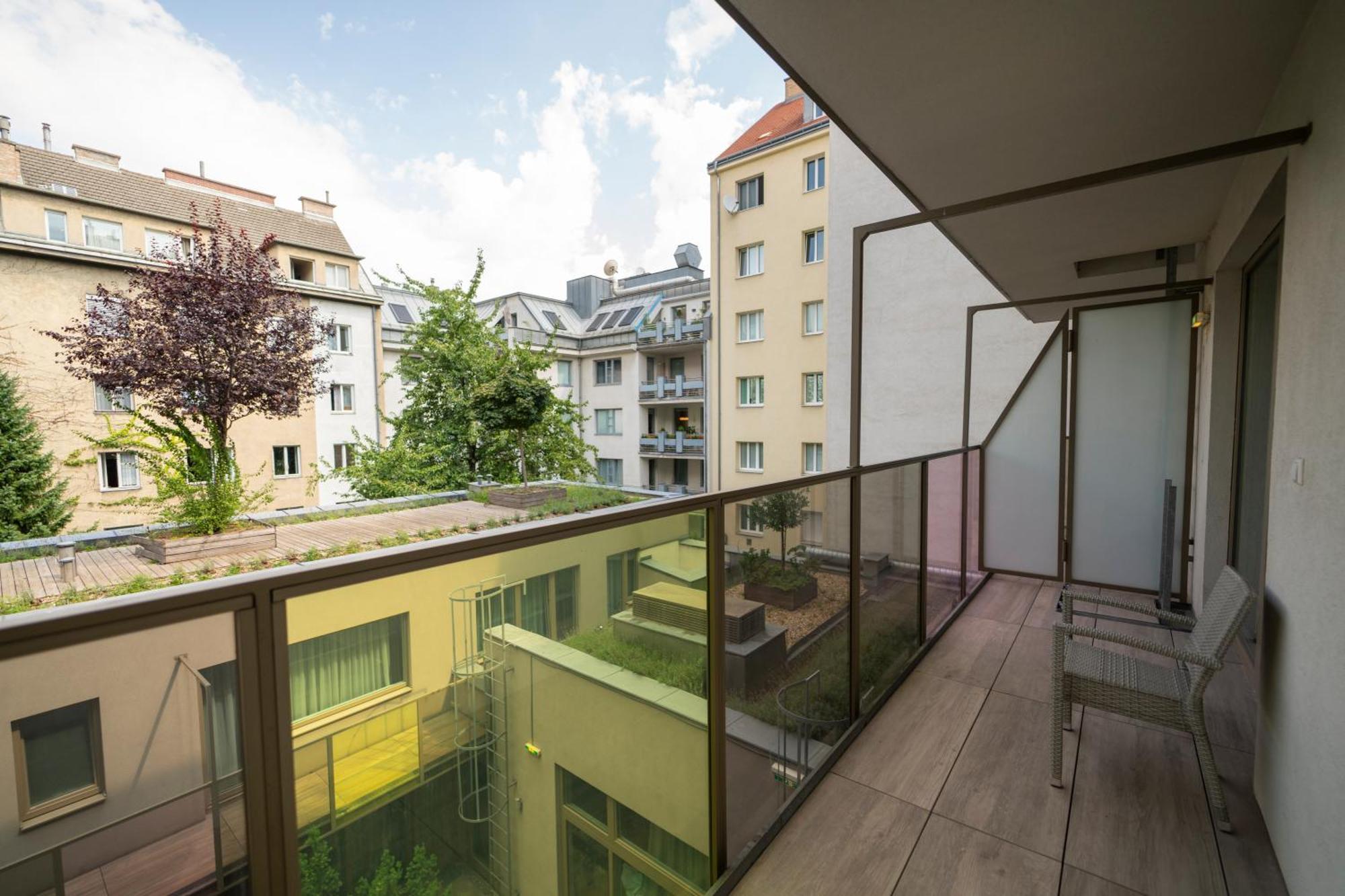 Pakat Suites Вена Экстерьер фото